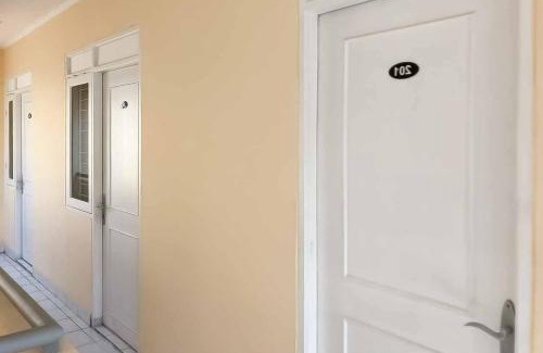 Cikarang Hotel | RedDoorz @ Pavilion Residence Cikarang