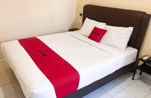 Cikarang Hotel | RedDoorz @ Pavilion Residence Cikarang