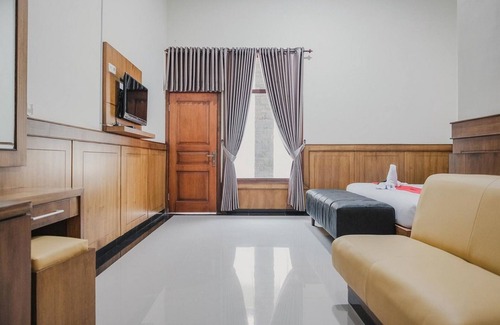 Bandar Lampung House | RedDoorz Plus @ Jalan Dr. Cipto Mangunkusumo Lampung