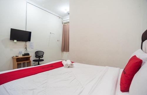 Bogor Tengah House | RedDoorz Plus near RS PMI Bogor