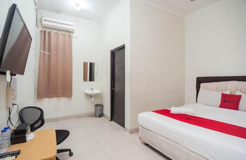 Bogor Tengah House | RedDoorz Plus near RS PMI Bogor