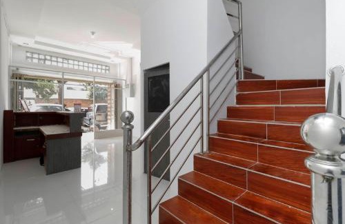 Medan House | RedDoorz Plus near RS Royal Prima Medan