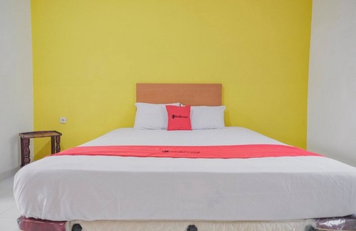 Jambi House | RedDoorz Syariah @ Pasir Putih Jambi