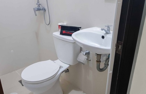 Tagbilaran House | RedDoorz @ VP Inting Street