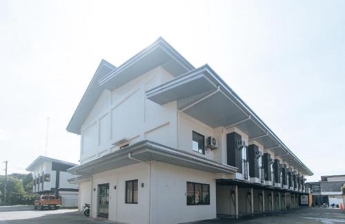 Olongapo Hotel | RedDoorz @ Washington Guest House Olongapo