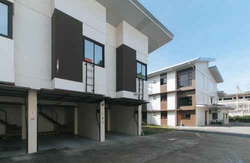 Olongapo Hotel | RedDoorz @ Washington Guest House Olongapo