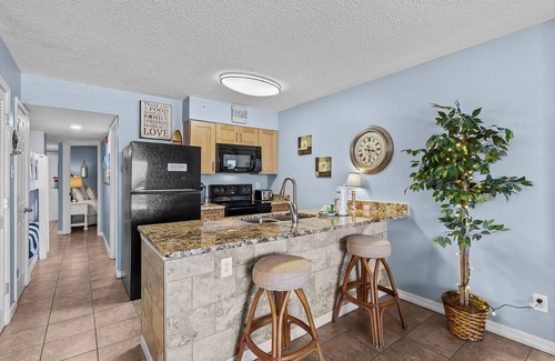 Gulf Shores Condo | REDUCED RATES Amazing 2nd floor Beach front condo next to Gulf Shores State Park