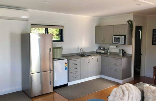 Redwood Valley Cottage | Redwood Cottage - Essential Comfort