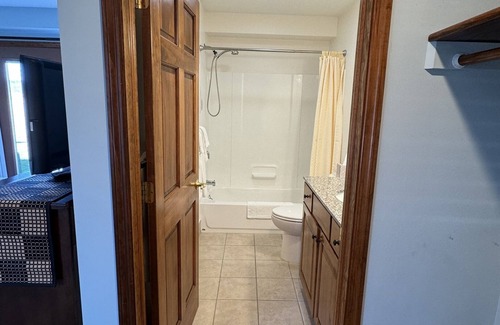 Colliersville Hotel | Redwood Inn & Suites Room #5 - impeccably clean motel between CDP & ASV
