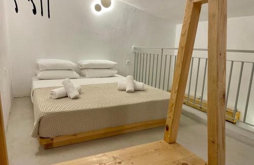 Afytos Ski Chalet | Reef
