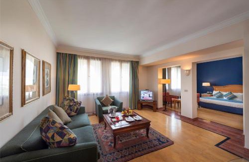 El Hadaba Resort | Reef Oasis Beach Aqua Park Resort