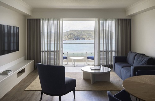 Hamilton Island Hotel | Reef View Hotel