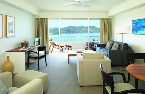 Hamilton Island Hotel | Reef View Hotel