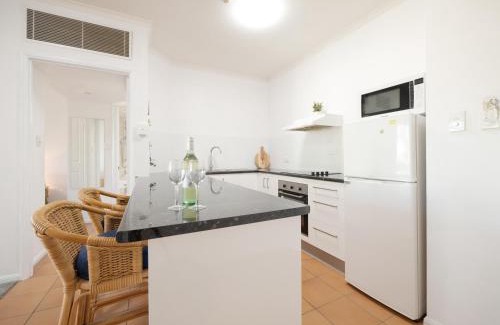 Cairns North Apartment | Reefside Escape