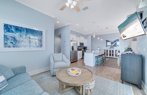 Gulf Shores House | REEL RETREAT-LAGOON FRONT PRIVATE COTTAGE, EXTRA AMENTIES, BEACH ACCESS, LOTS OF OUTDOOR FURNITURE