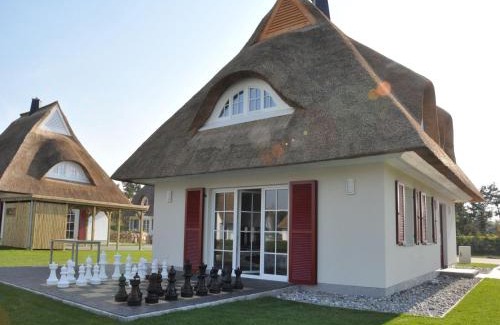 Fuhlendorf House | Reetdachhaus am Bodden mit Sauna, cleaning included