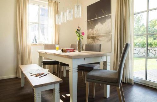 Fuhlendorf House | Reetdachhaus am Bodden mit Sauna, cleaning included