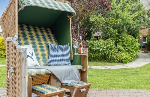 Tinnum Boat Rental | Reethof Mareyke Comfortable holiday residence