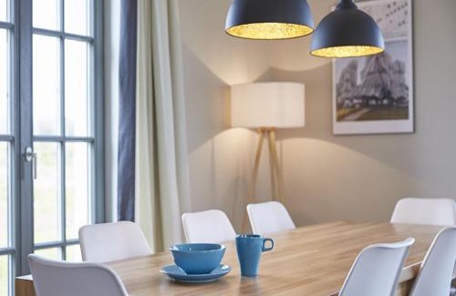 Kreptitz House | Reetland am Meer - Luxus Reetdachvilla mit 3 Schlafzimmern, Sauna und Kamin E23