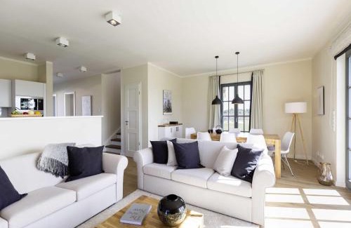 Kreptitz House | Reetland am Meer - Luxus Reetdachvilla mit 3 Schlafzimmern, Sauna und Kamin E07