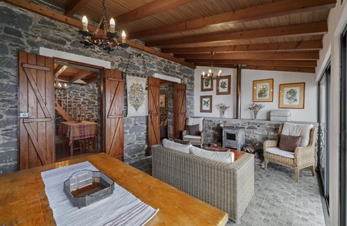 Calheta House | Refúgio da Serra - By WeHost
