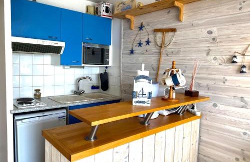 Arzon Apartment | REF 003 - Studio vue port Crouesty pour deux personnes résidence avec piscine