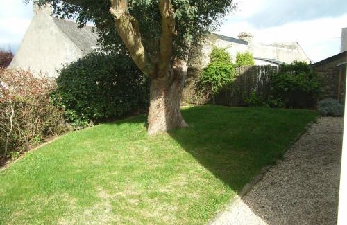 Arzon Villa | REF 034 Maison deux chambres pour cinq personnes proche Golfe du Morbihan LE MONTENO ARZON