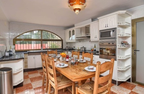 Callosa d' En Sarria Villa | Ref 111) Large luxury Finca near Altea la Vella