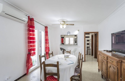 L'Escala House | Ref. SANT BRIU 1: At 50 meters from the beach with air conditioning and Wifi.