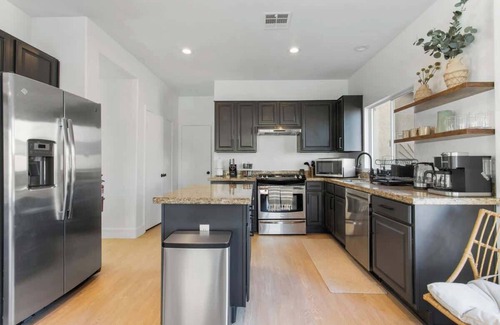 North Las Vegas House | Refined 5BR Vegas Home w/Pool, Spa, & Pool Table