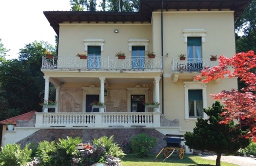 Ghirla Villa | Refined and romantic Villa located on Lake Ghirla in the province of Varese