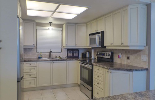 Indian Rocks Beach Condo | Reflections on the Gulf - Beachfront Condo with Stunning Gulf Views! Discounted