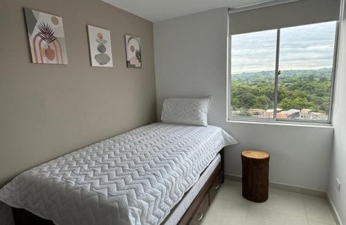 Armenia Apartment | Refugio Central con Parqueo Privado