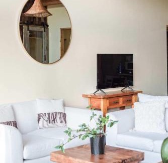 Pucon House | Refugio Millaray - Vistas y Acceso al Lago
