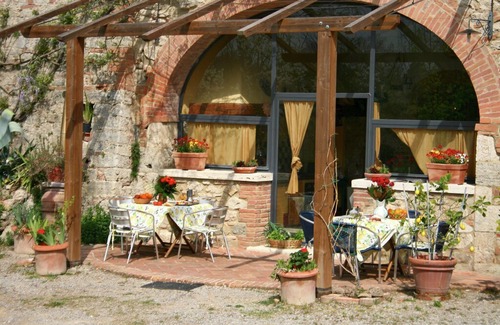 Armaiolo Villa | Regal Family Villa in Armaiolo with Private Pool, Garden, BBQ