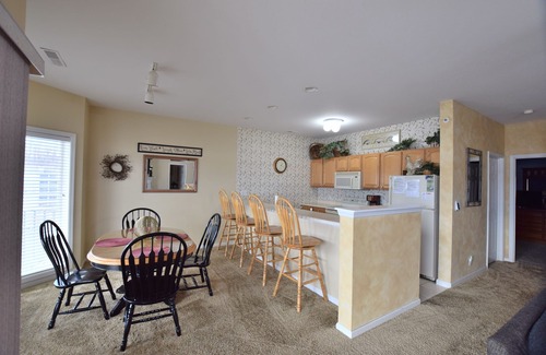 Village of Four Seasons Condo | Regatta Bay: 3 Br-3 Bath -Water Front/Screened Patio -2 Pools - BOAT SLIP