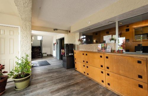 Talbot's Corner Hotel | Regency Inn & Suites