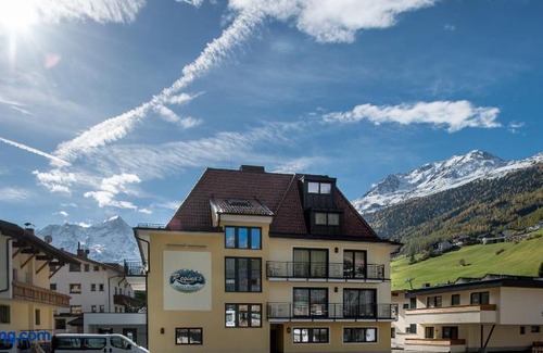 Soelden Apartment | Regina's Well-Apart
