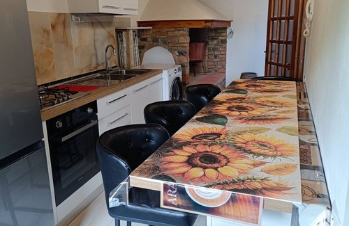 Certaldo Apartment | ReginaSerena 5/6 people, private park, Free Wi-Fi and parking