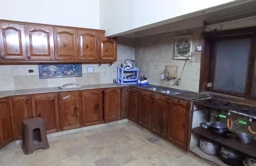 PECHS House | Rehaish Inn Guest House