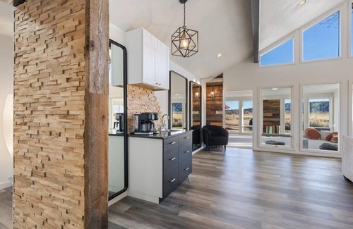 Montrose House | Reign Wild Ranch Retreat in The San Juan Mountains