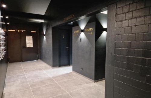 Bergen Cabin | reiminski Abenteuer Space Kapseln, Tennis Squash Soccer, Sport & Wellness
