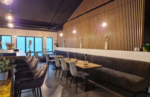 Bergen Cabin | reiminski Abenteuer Space Kapseln, Tennis Squash Soccer, Sport & Wellness
