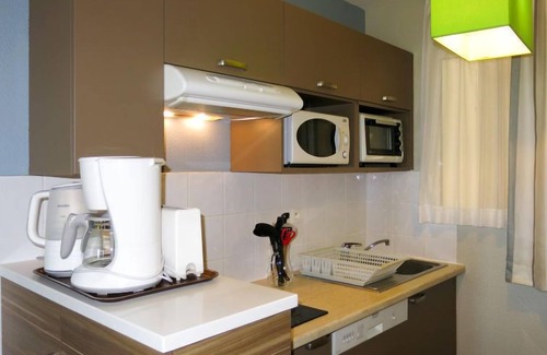 Saint-Malo Apartment | Reine Marine-T2 Balcon Lat. Mer by Interhome