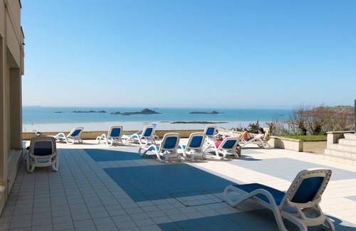 Saint-Malo Apartment | Reine Marine -T3 Face Mer by Interhome