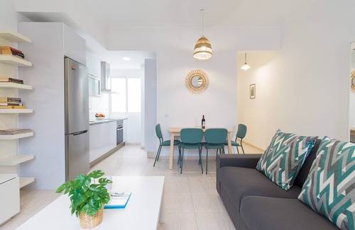 Las Palmas de Gran Canaria Ski Chalet | Rejon Home By CanariasGetaway