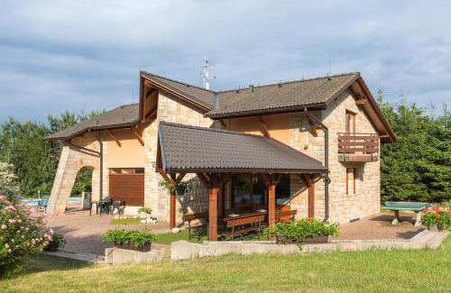 Horni Brusnice House | Rekreační dům s bazénem Horní Brusnice 301