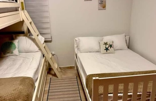 Llanos Costa House | Relájate con toda la familia en este tranquilo y espacioso lugar para estar.