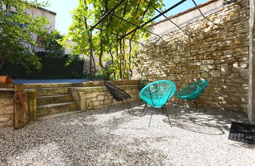 Nancy City Centre Apartment | Relais Ducal - Côté Jardin