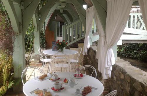 Veules-les-Roses Hotel | Relais Hôtelier Douce France